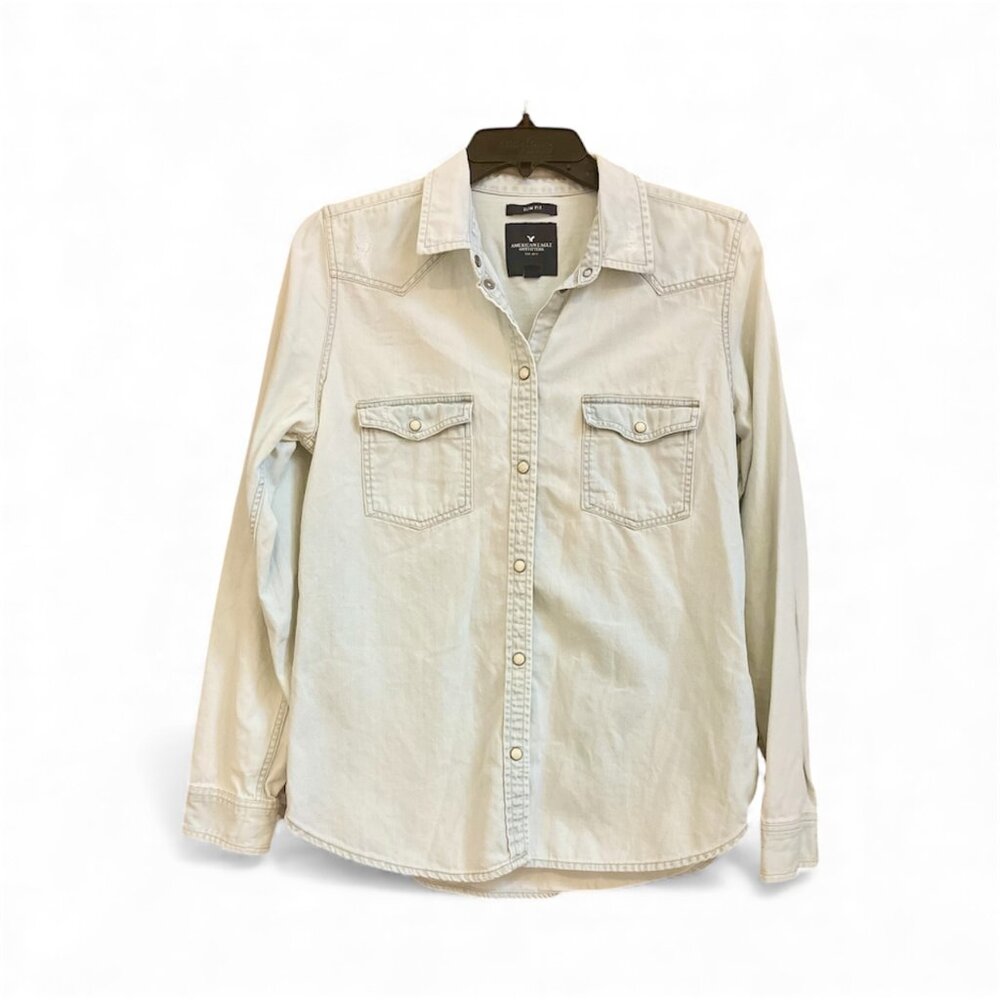 American Eagle, Slim-Fit Button-Down Denim Shirt, Size M